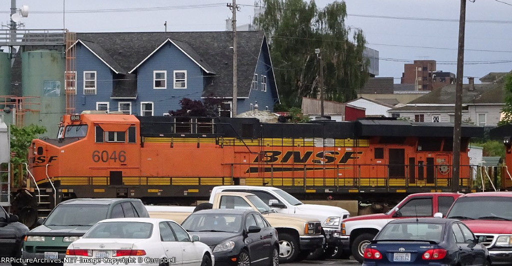 BNSF 6046